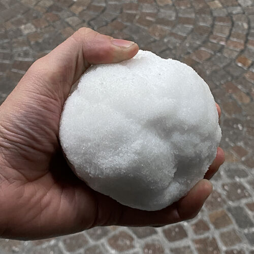Palle e Cumuli di Neve