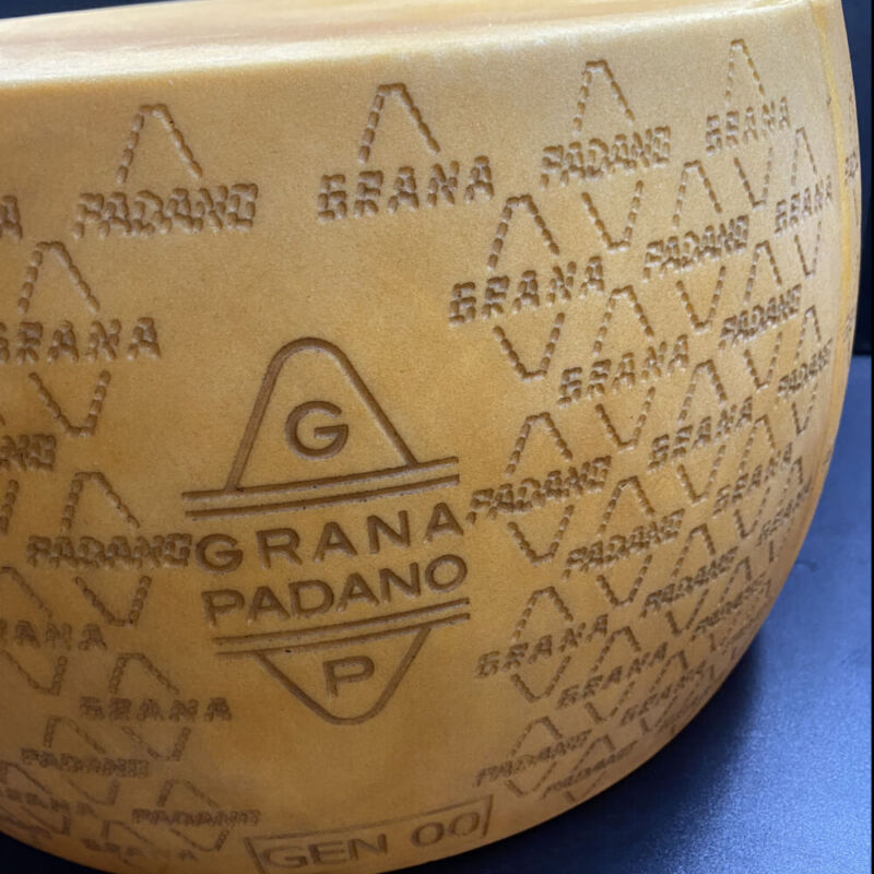 Forma di Grana Padano
